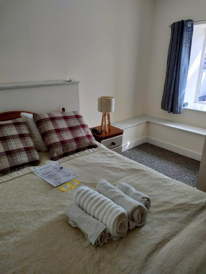 Sunnymead Guest House Aberystwyth Kültér fotó